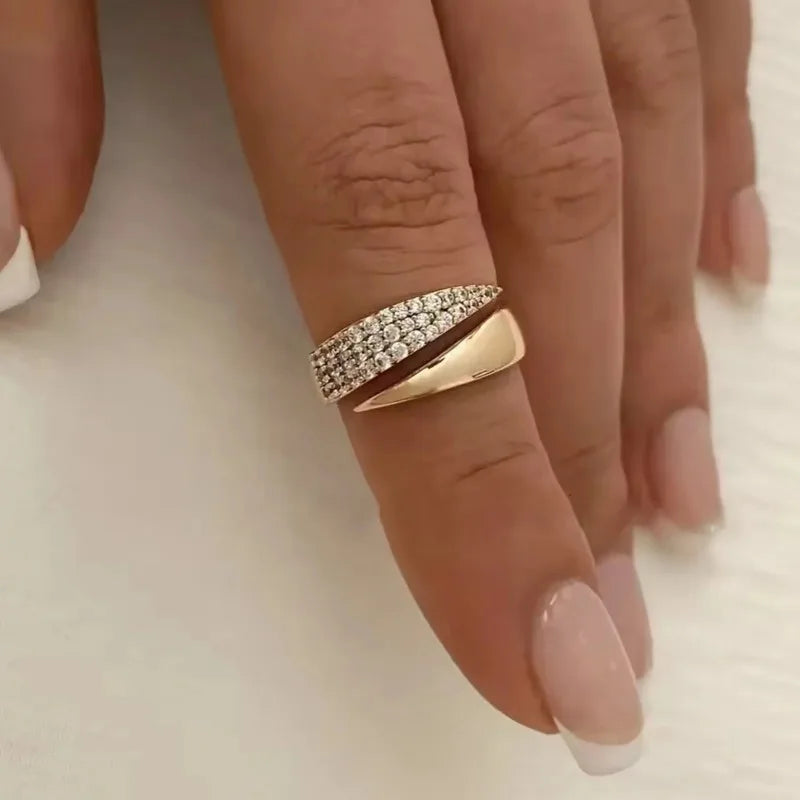 Sterling™ Soleil Gold Stone Ring – Dainty Sun-Inspired Jewelry for Women