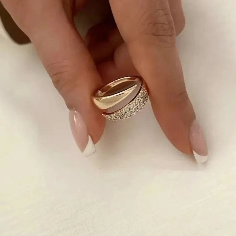 Sterling™ Soleil Gold Stone Ring – Dainty Sun-Inspired Jewelry for Women