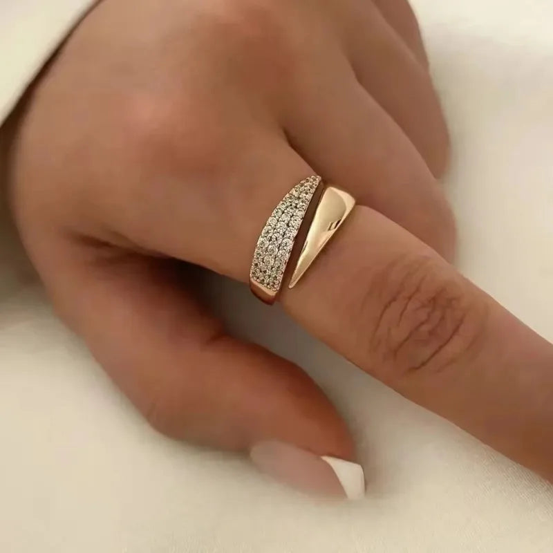 Sterling™ Soleil Gold Stone Ring – Dainty Sun-Inspired Jewelry for Women